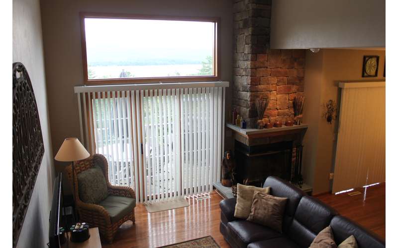 Beautiful Townhouse Rental on Lake NY