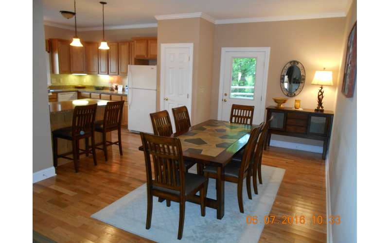 Lakeside Rental Home in Lake NY