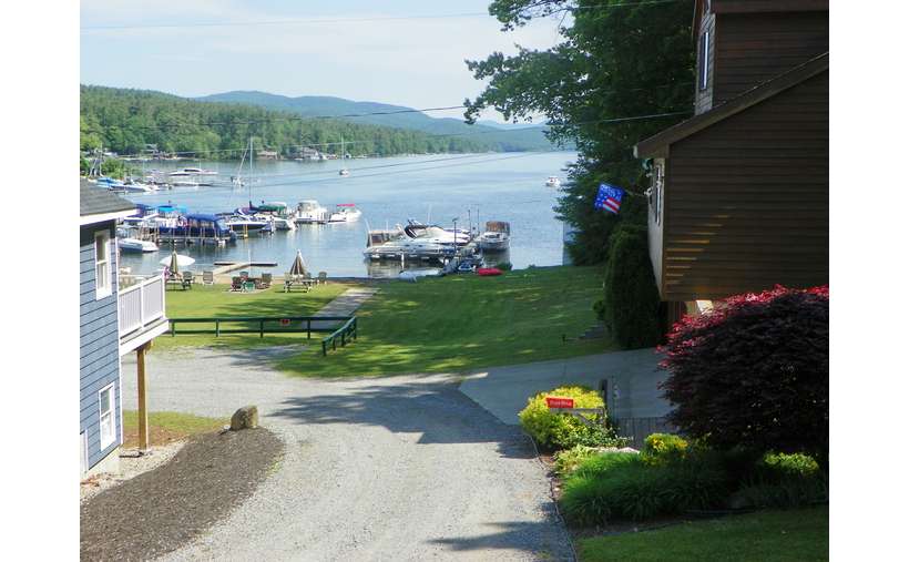 Lakeside Rental Home in Lake NY