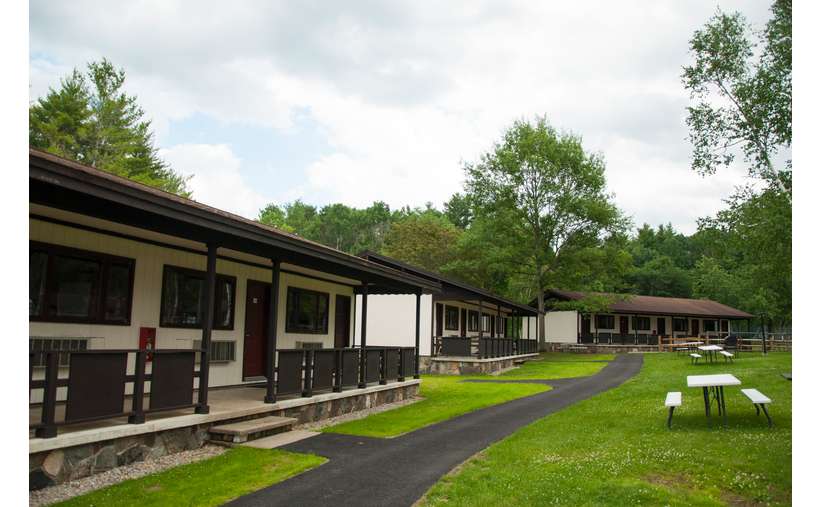 Dunham's Bay Resort Exceptional Waterfront Lodging in Lake NY