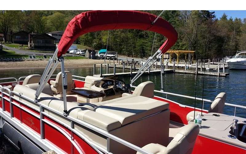 Info & Reviews of Lake Pontoon Boat Adventures
