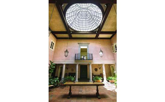 Hyde House Courtyard