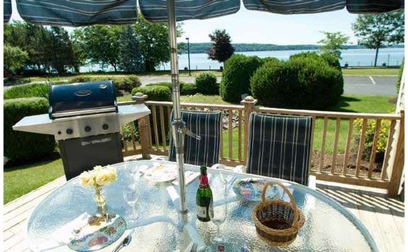 Saratoga Lake Townhouse, Saratoga Springs, 12866