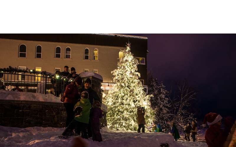 Lake Placid Holiday Village Stroll Friday, Dec 8, 2017 until Sunday, Dec 10, 2017 The