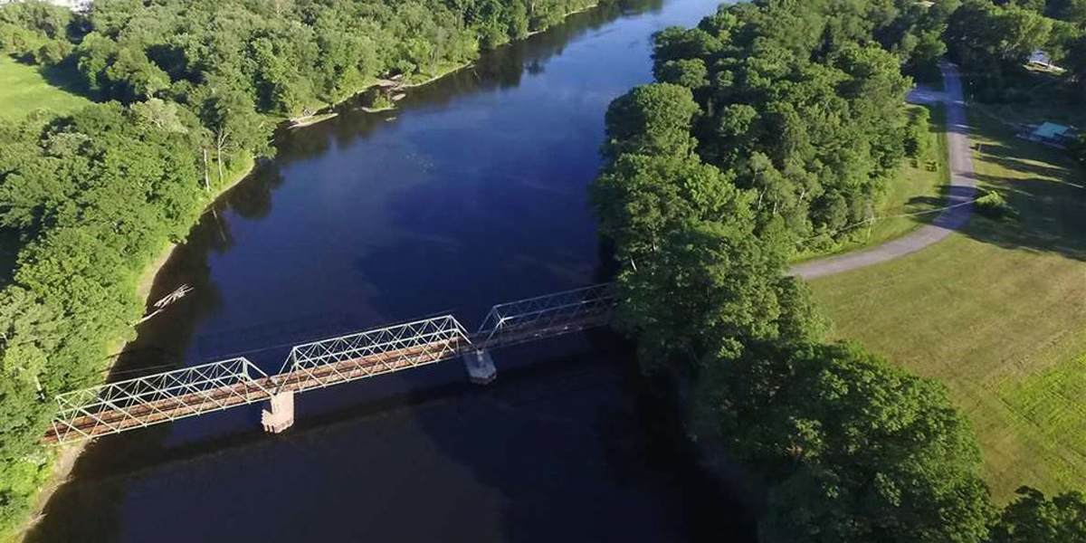 bridge over the hudson river