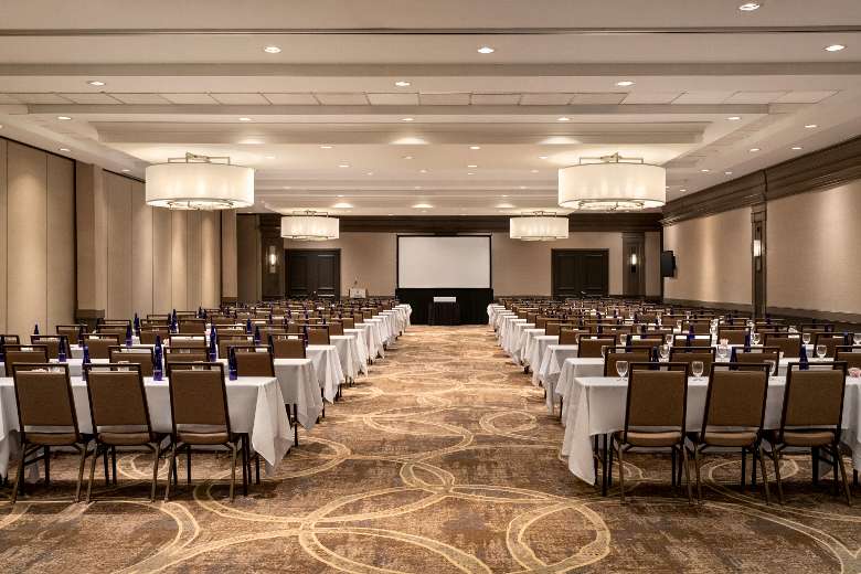 We feature over over 8,000-sq. ft of flexible meeting space