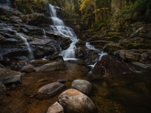 shelving rock falls