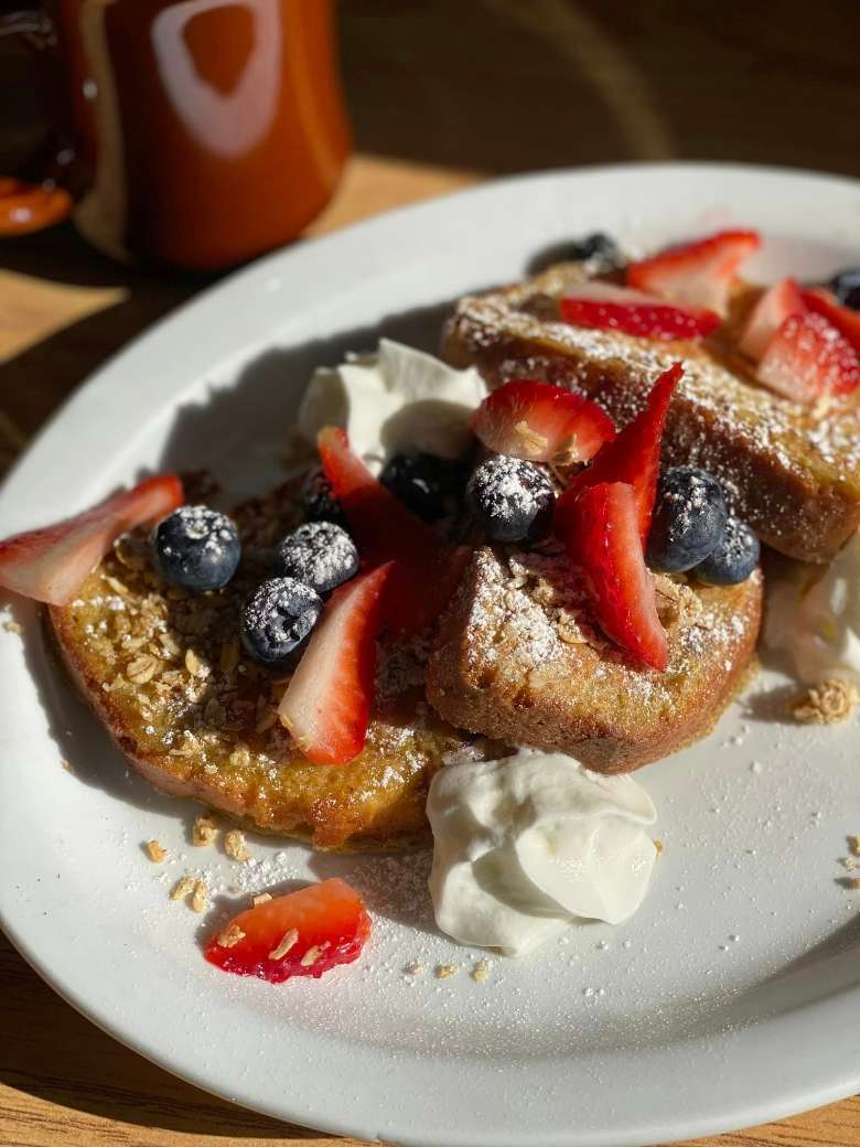 french toast with fruit