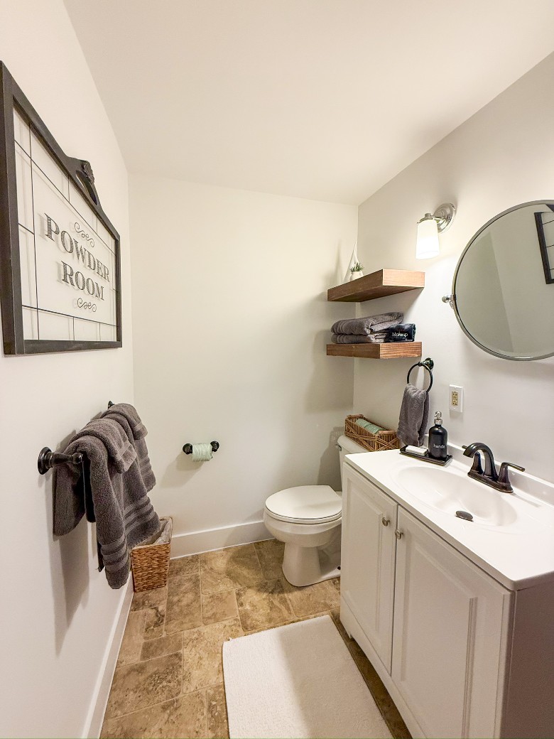 Main level full bathroom with shower