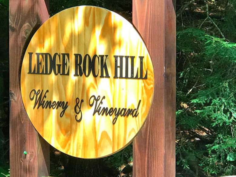 Ledge Rock Hill sign