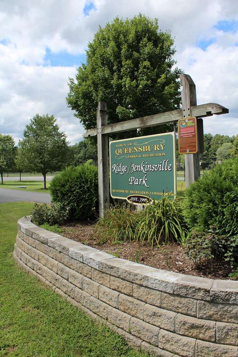 entrance sign at ridge-jenkinsville park in queensbury, ny