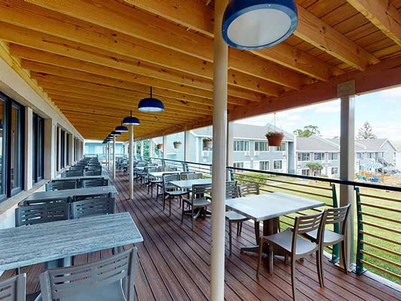 outdoor deck seating