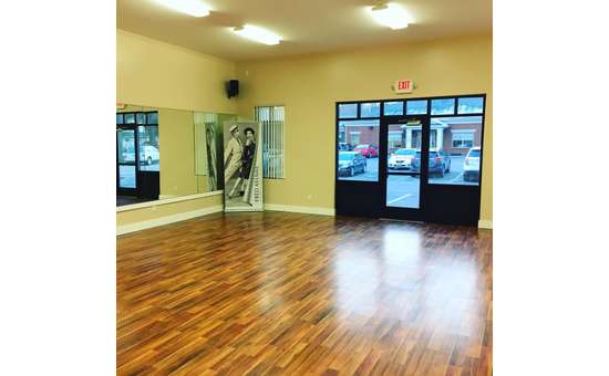 the open floor of Fred Astaire Saratoga Springs 