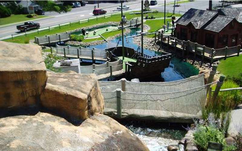 Info on Pirate's Cove Adventure Golf in Lake