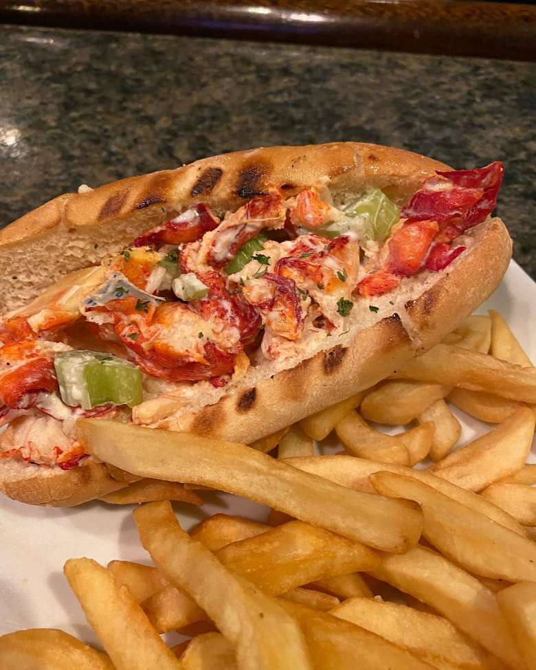 lobster roll with fries
