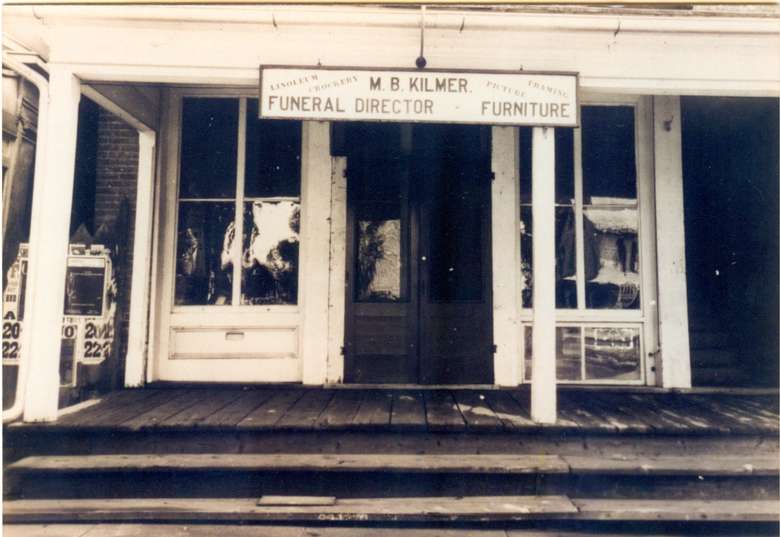 Photo from the early 1900s of the original Funeral home