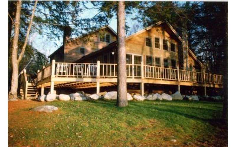 Adirondack Contemporary A Spacious, Private, Friends Lake Vacation Rental
