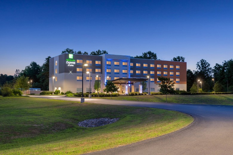 exterior of holiday inn express