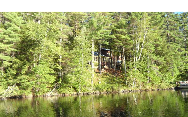 Solitude at Lake's End in Chestertown, NY A ThreeBedroom Vacation