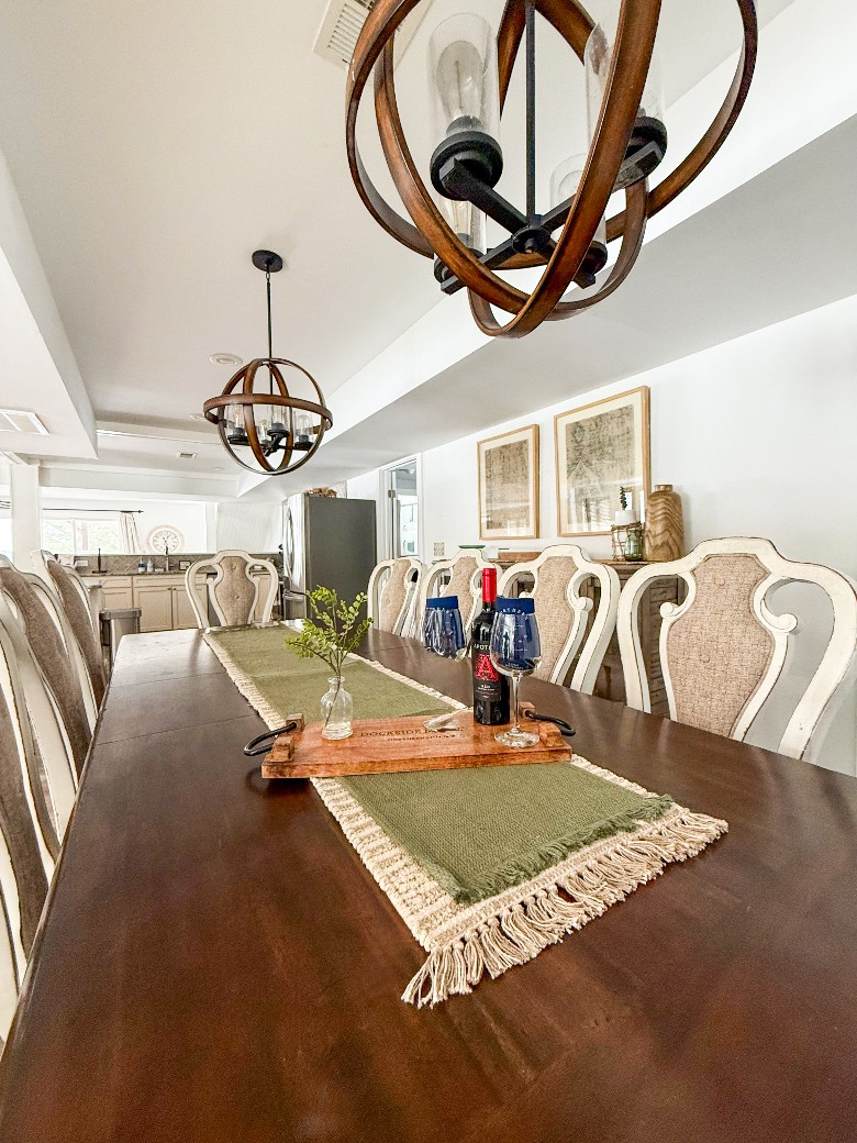 Dining table that seats 10