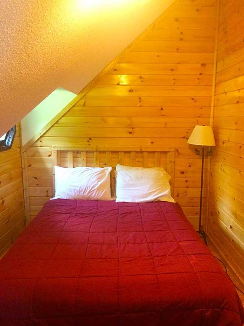 bed in Sacandaga Lodge