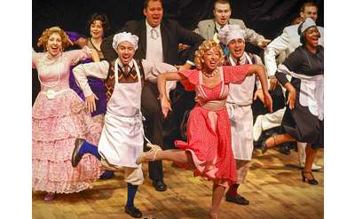 cast of Drowsy Chaperone dancing