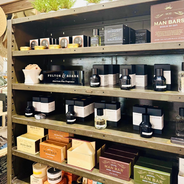 Fulton & Roark&rsquo;s solid colognes and fragrances are bold, refined, and built for life on the go&mdash;modern scents made to match your momentum.