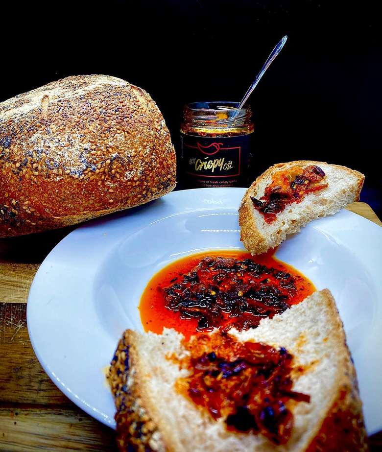 Hot Crispy Oil with bread