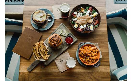 Campfire Adirondack Grill + Bar at Hotel Saranac: Comfort Food