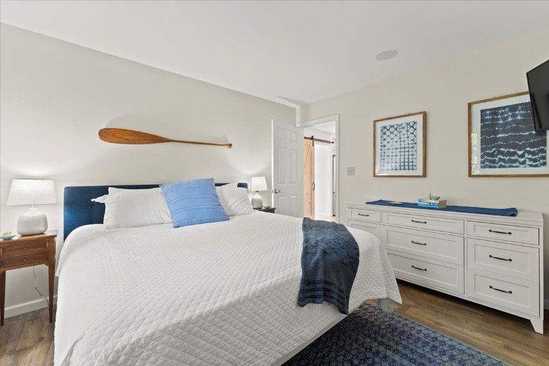 Main level king bedroom