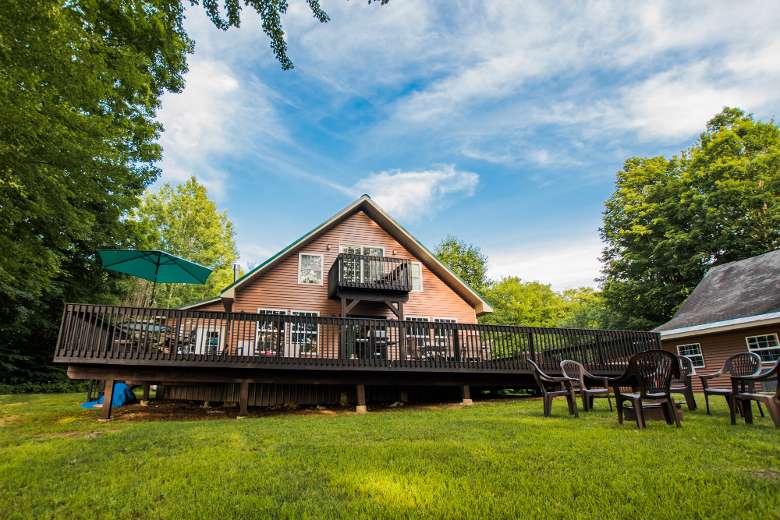The Black Creek Cabin sleeps 14 and has a large deck and BBQ area.