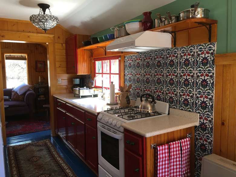 kitchen with Turkish designs on the wall