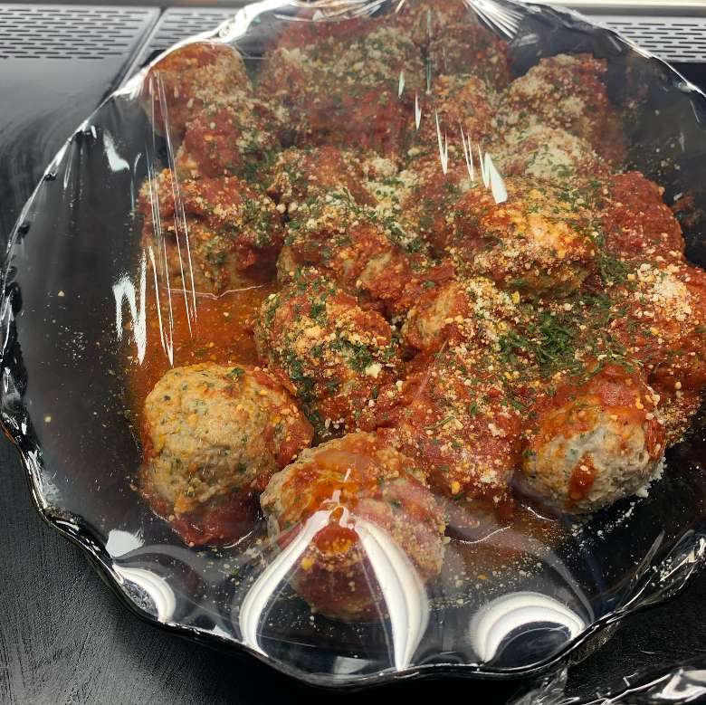 plate of meatballs