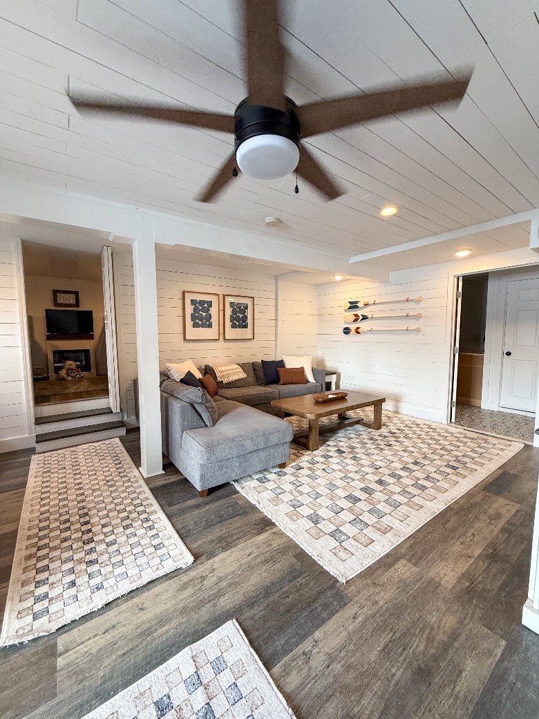 Lakeside Retreat lake level living room