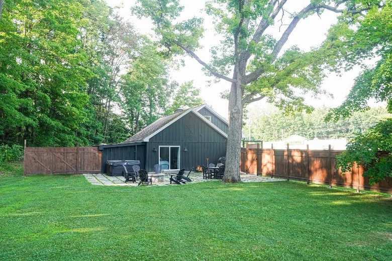 Spacious Yard.