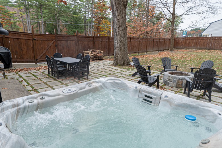 Hot Tub, Fire Pit and Outdoor Seating Area.
