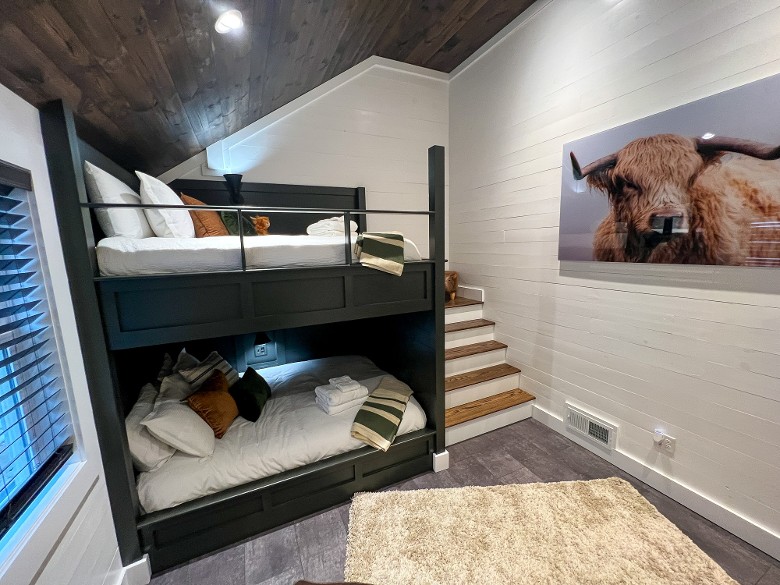 Queen bunk beds