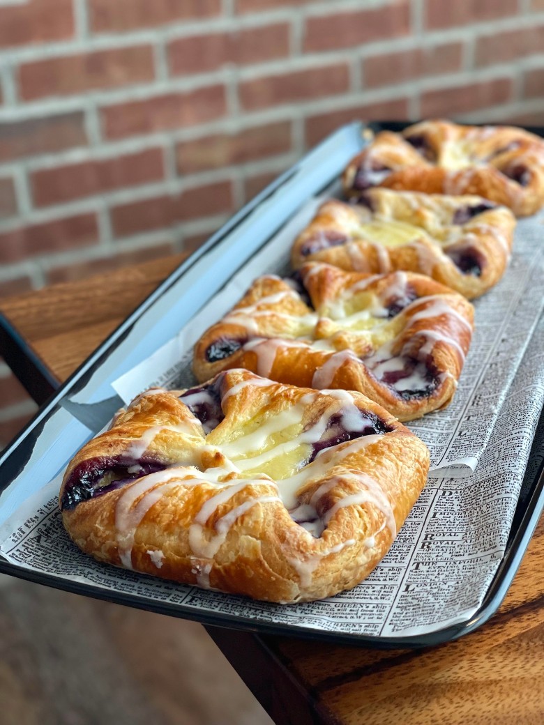 danishes