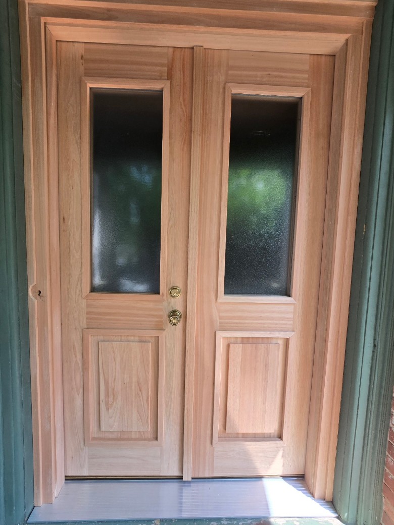 Doorbell missing,.... Red Grandis.....made to order