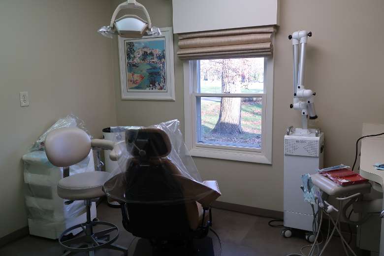 a dental office patient room