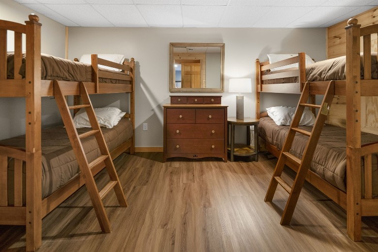 4 bunk beds