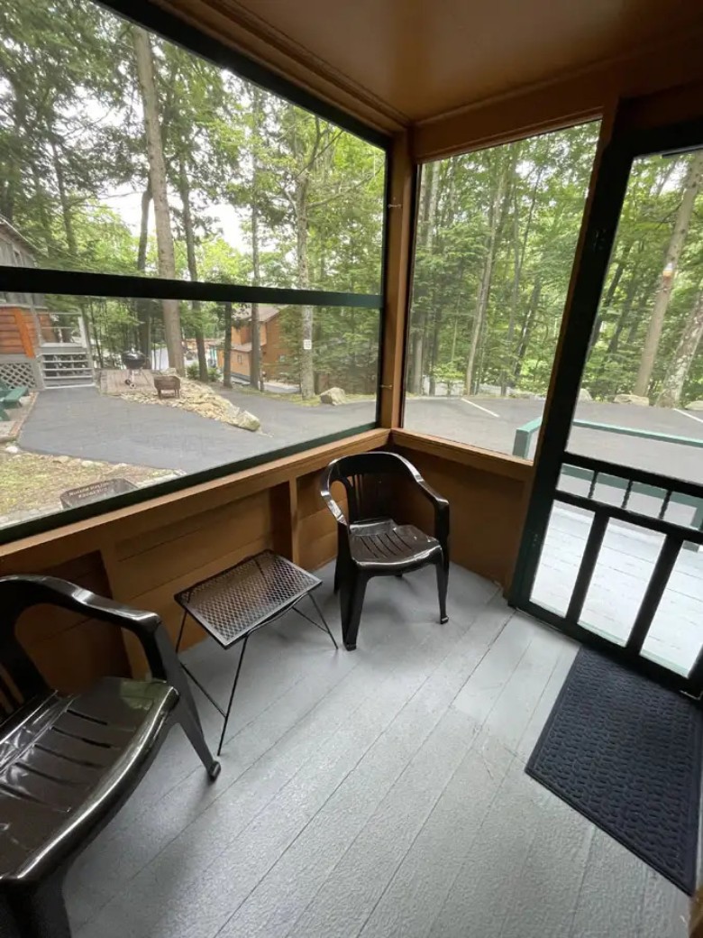 screened in porch