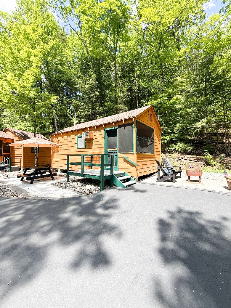Exterior of the cabin