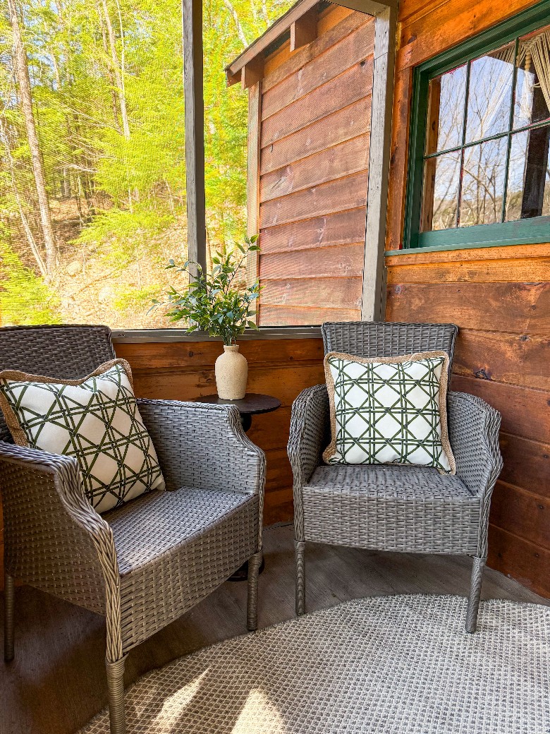 Large screened in porch