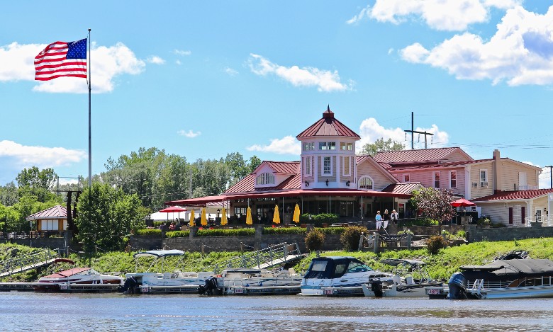 exterior of max410 at the waters edge