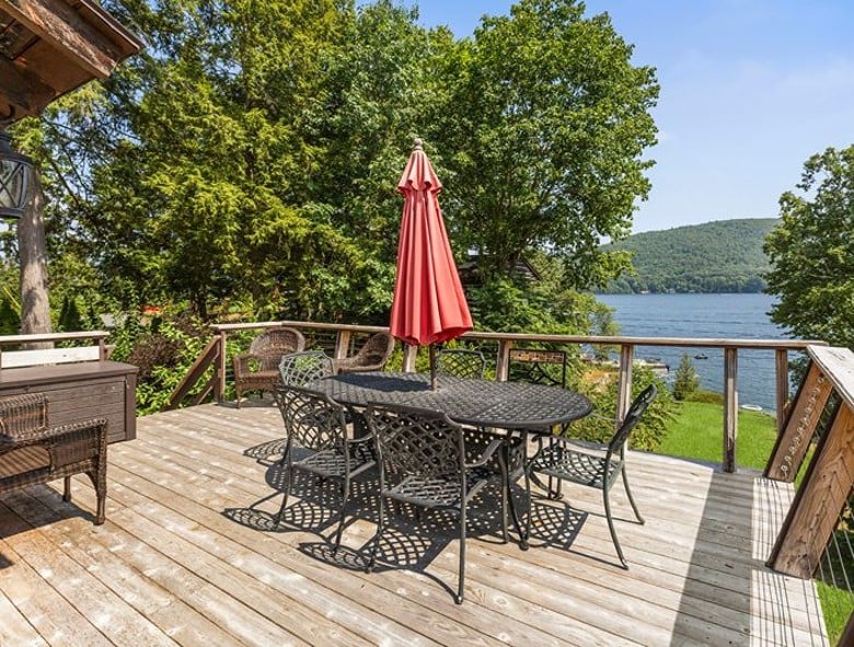 deck with table and chairs