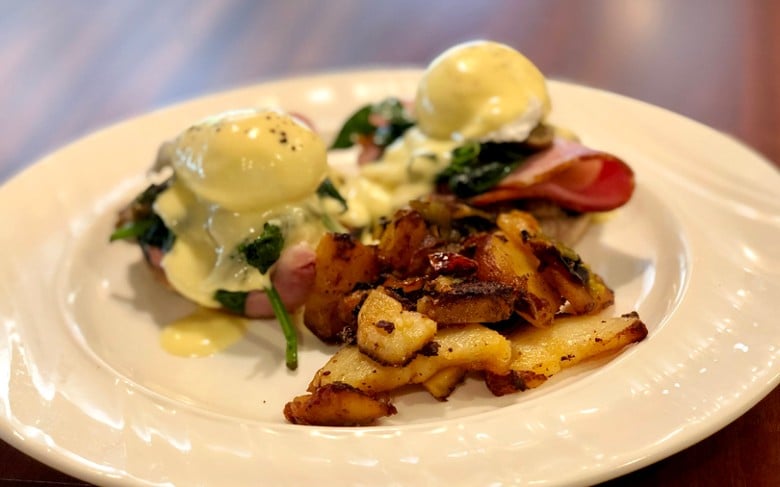 eggs benedict
