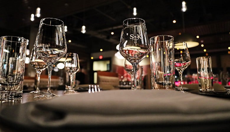 wine and water glasses