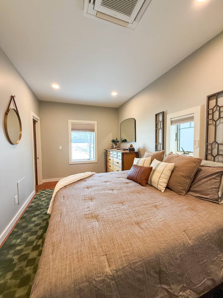a large bedroom