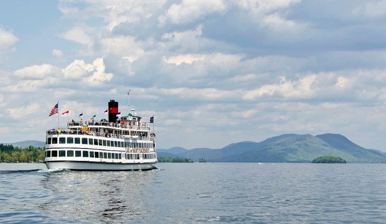cruise ship on lake george